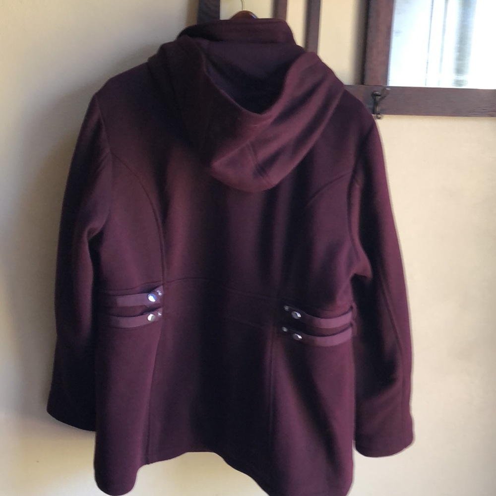 Jacket - Picture 3 of 8